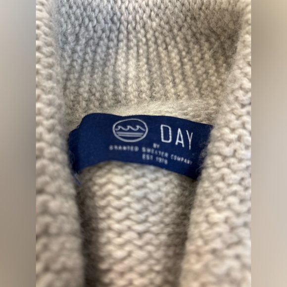 Women’s Knit Jacket by Granted. 100% wool. Made in Nepal. Size S. - Picture 2 of 7